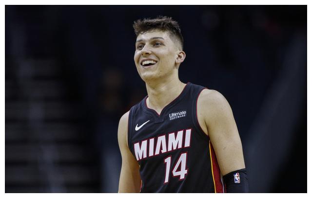 以惊人的速 以惊人的速