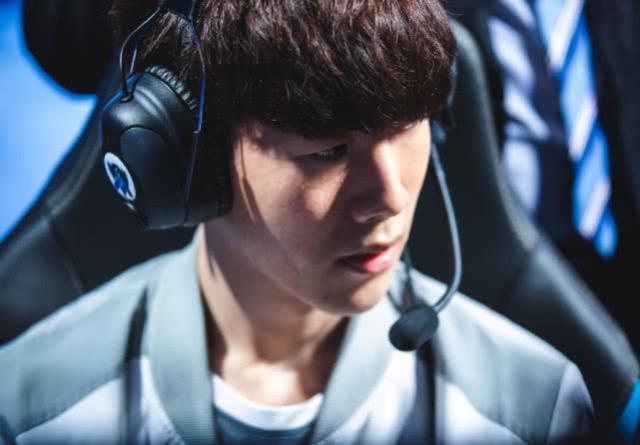 焦点战里 焦点战里